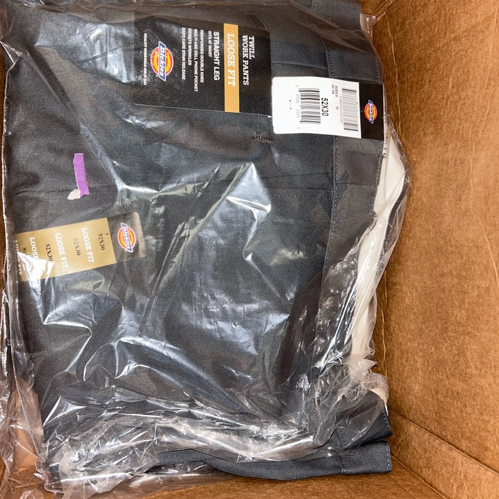 Dickies.Grey.Big&TallMen52Waistx30inseam.Loose-Fit.Straight-Leg.cellphone pocket